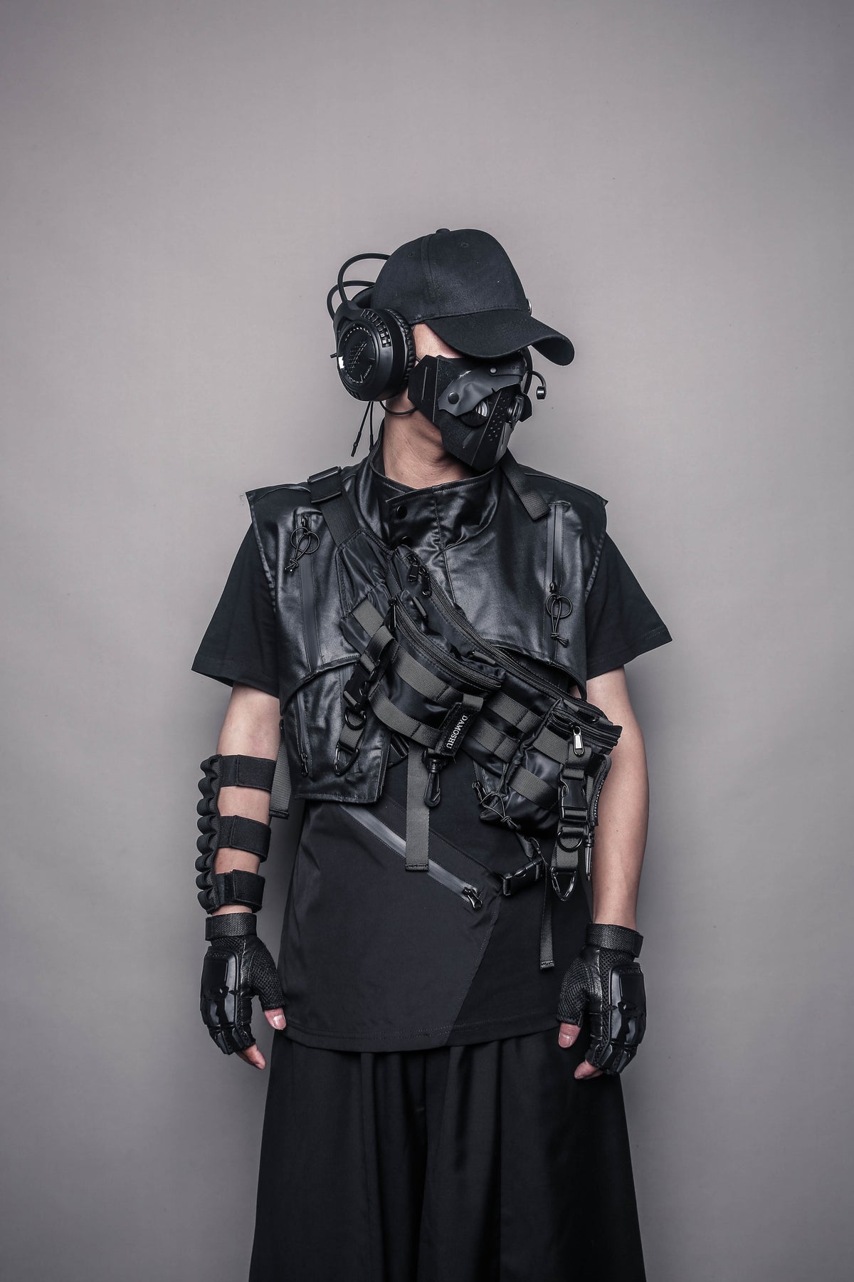 Techwear Multi-Pocket Chest Bag