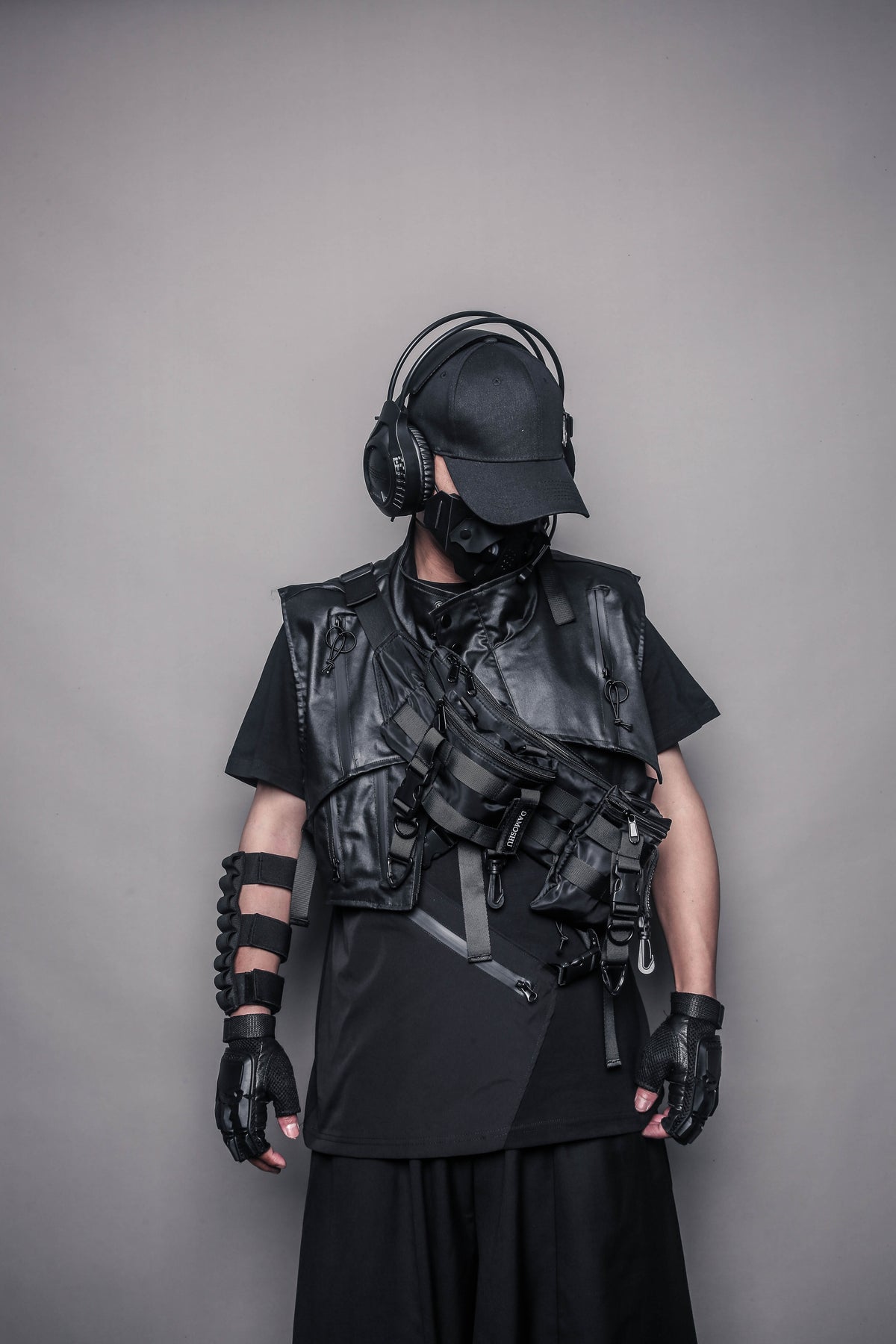 Techwear Multi-Pocket Chest Bag