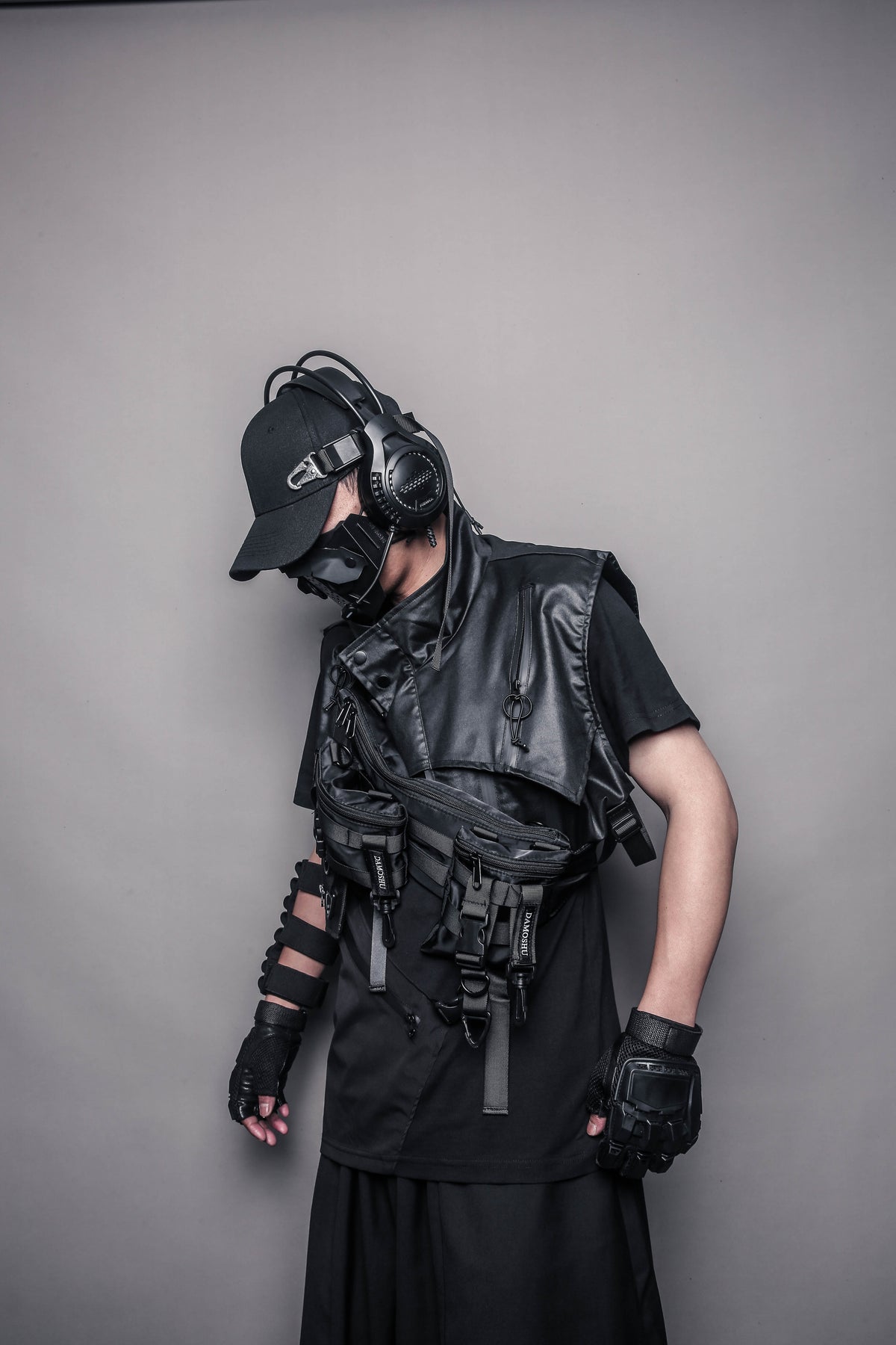 Techwear Multi-Pocket Chest Bag