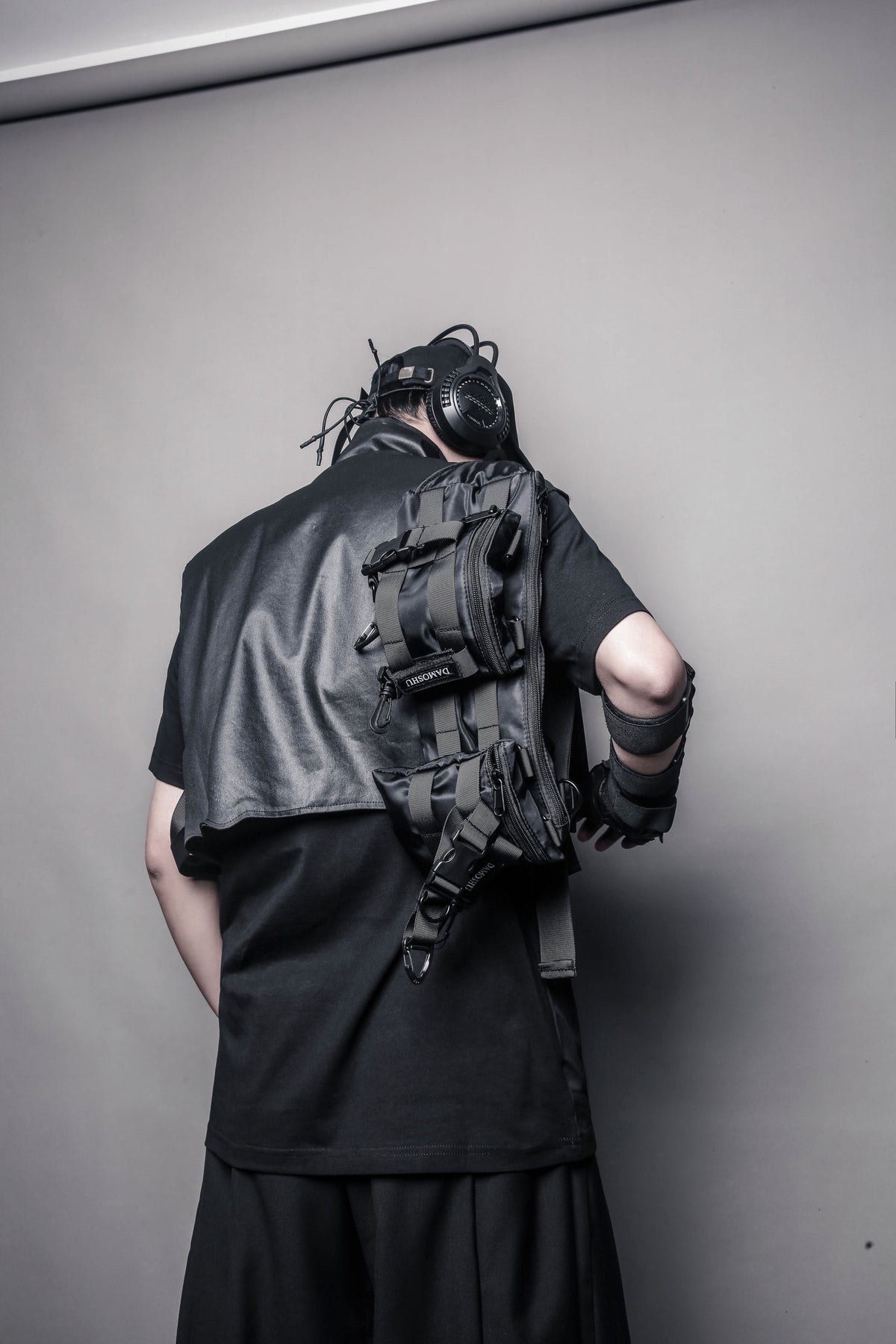 Techwear Multi-Pocket Chest Bag