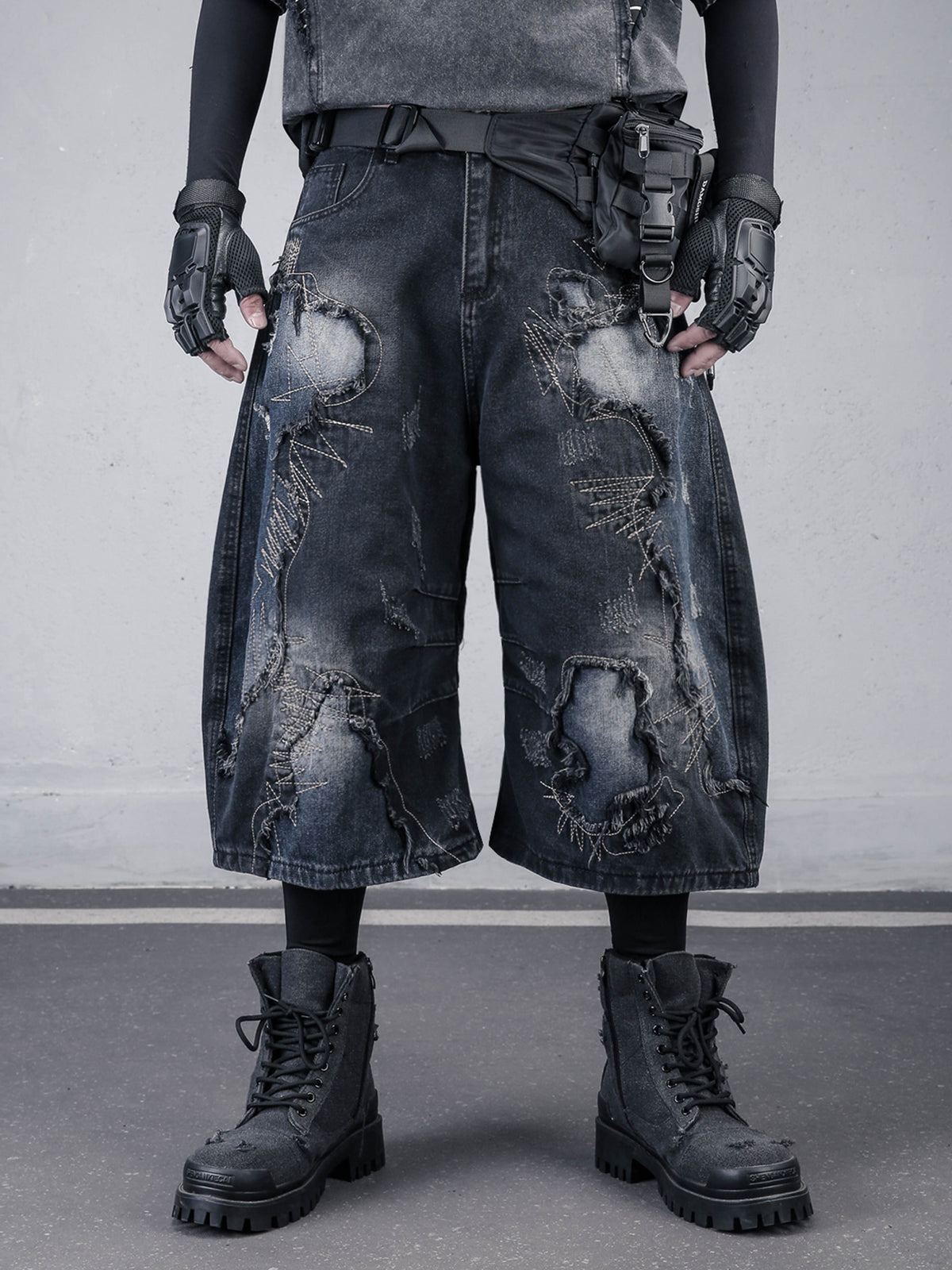 The Deconstructed Raw-Edge Long Jorts