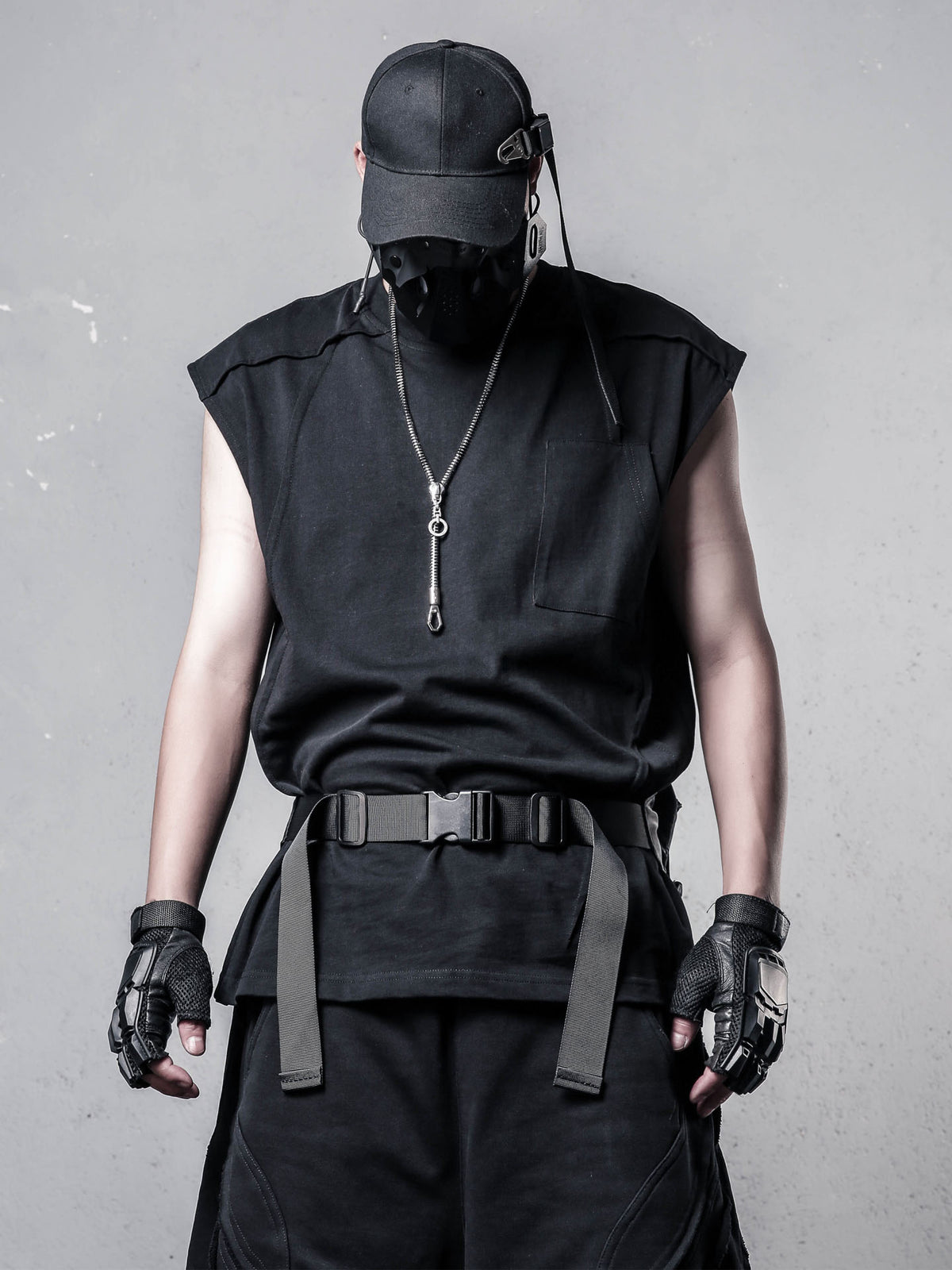 Sleeveless Layering Vest