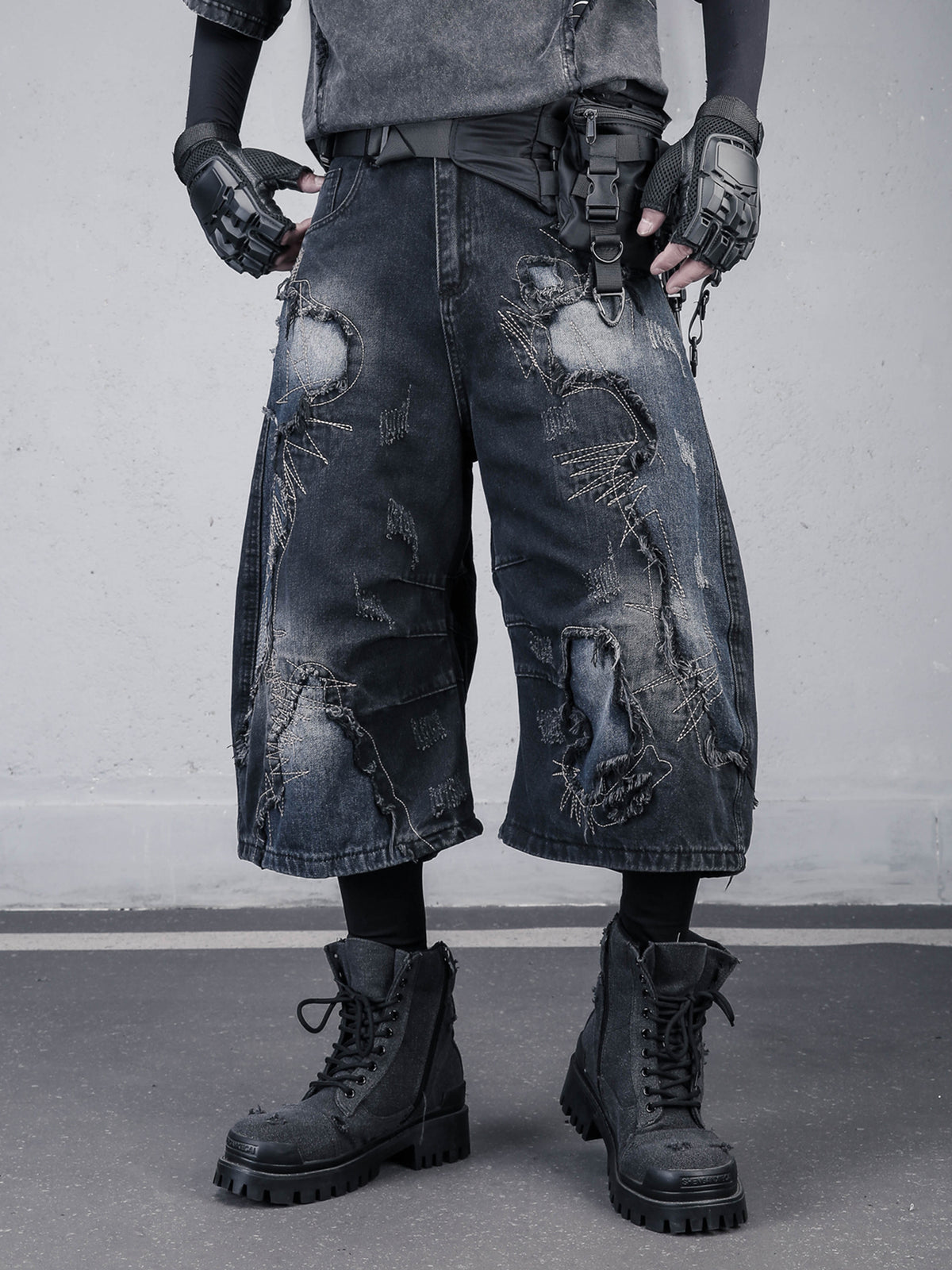 The Deconstructed Raw-Edge Long Jorts
