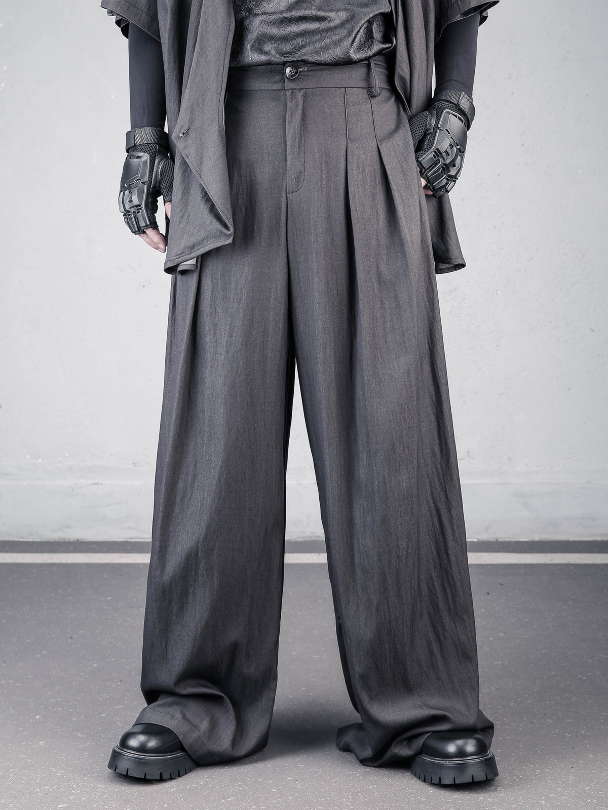 Relaxed Trousers