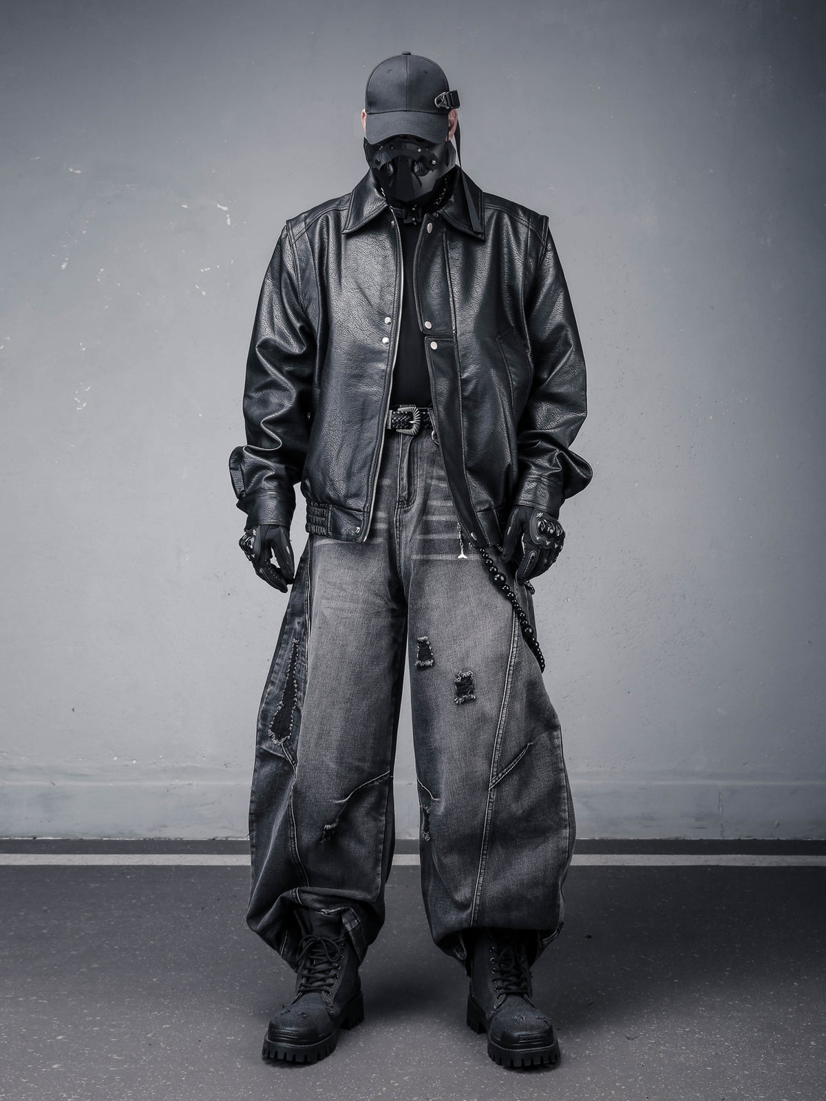 Distressed Washed Streetwear Jeans