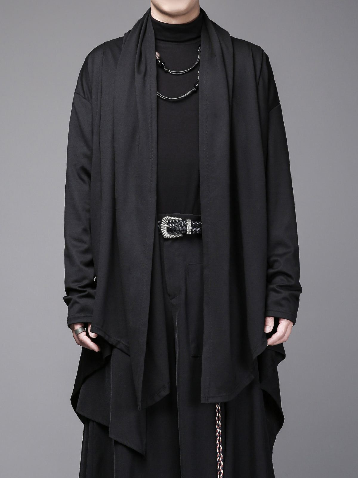 The Avant-Garde Shadow Duster